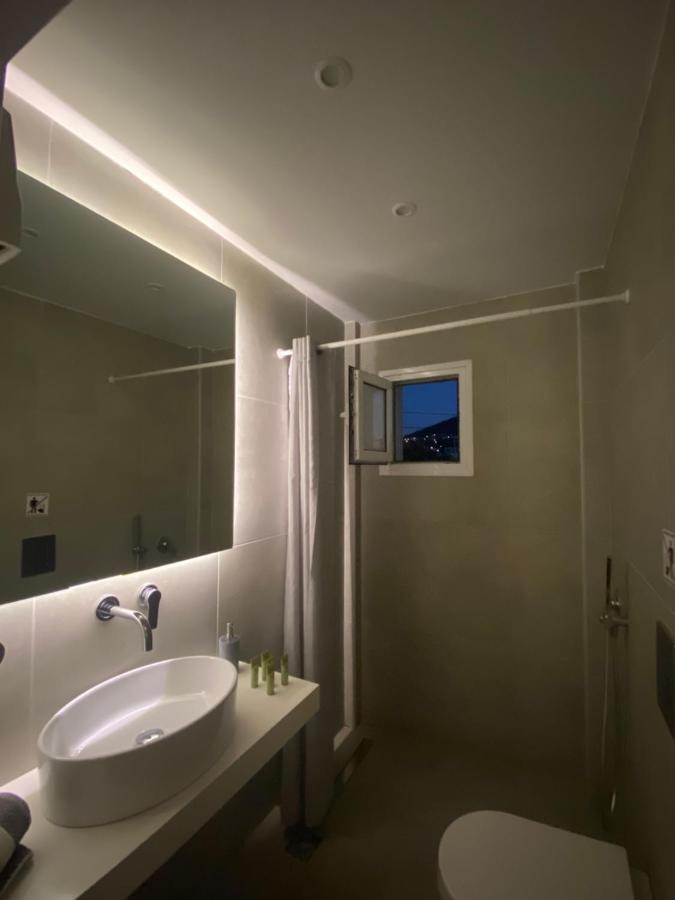 Euphoria Blue Studio Apartments Artemida  Esterno foto