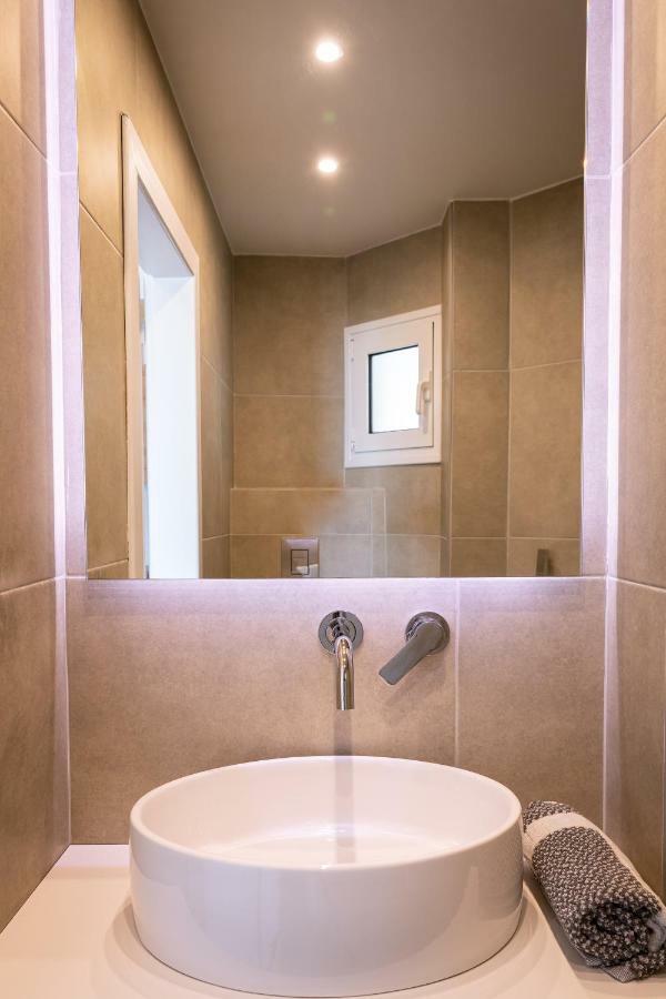 Euphoria Blue Studio Apartments Artemida  Esterno foto